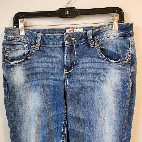 LEI Bridget Curvy Bootcut Jeans Size 11 Juniors Medium Wash Denim - Picture 4 of 7